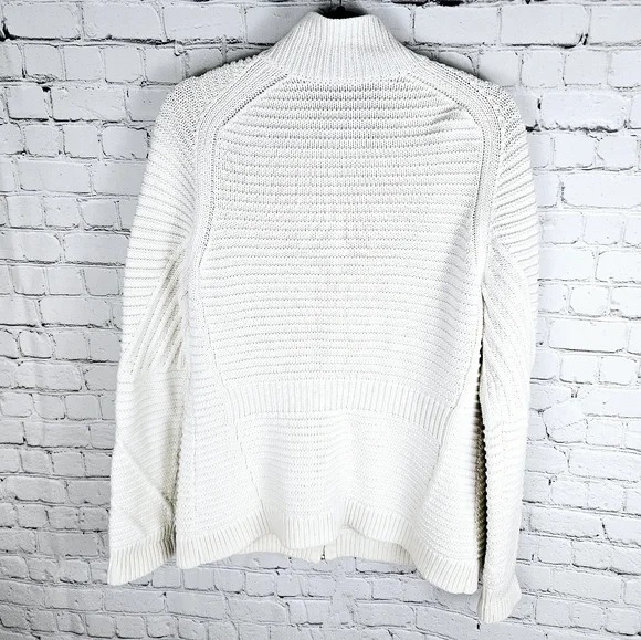 GAP | mock neck cable fisherman chunky knit full zip sweater - Picture 3 of 9